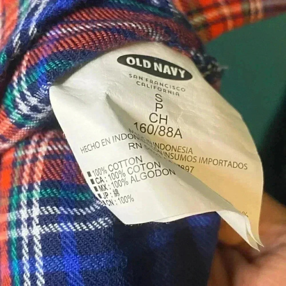 Old Navy Plaid Button Down Shirt - Picture 5 of 6
